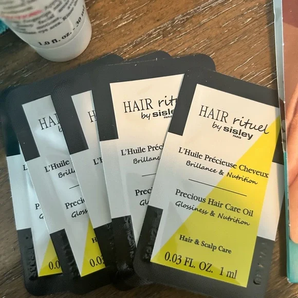 A Spa Day special with 19 pieces from different brands we love. Skincare